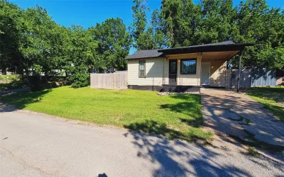 Single Family Residence For Sale in Tarrant County , 3322 NW 30th Street, Fort Worth, Texas 76106, 3 Bedrooms, 1 Bathroom, Garage spaces, 1,000 Sqft, built in 1953, Price $189,000, mls#21276309, Real Estate Agent in Fort Worth, Homes For Sale in Tarrant county, Homes For Sale in Fort Worth, Realtor in Fort Worth Texas, Real Estate Brokerage Independent Realty Texas, Luminita Cordes Realtor
