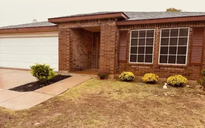 Single Family Residence For Sale in Tarrant County , 1901 J Cheshier Road, Fort Worth, Texas 76247, 4 Bedrooms, 2 Bathrooms, 2 Garage spaces, 2,093 Sqft, built in 2006, Price $290,000, mls#21276894, Real Estate Agent in Fort Worth, Homes For Sale in Tarrant county, Homes For Sale in Fort Worth, Realtor in Fort Worth Texas, Real Estate Brokerage Independent Realty Texas, Luminita Cordes Realtor