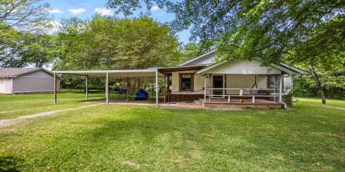 Single Family Residence For Sale in Gregg County , 103 S Sun Camp Road, White Oak, Texas 75693, 3 Bedrooms, 2 Bathrooms, Garage spaces, 1,496 Sqft, built in 1950, Price $175,000, mls#21277093, Real Estate Agent in White Oak, Homes For Sale in Gregg county, Homes For Sale in White Oak, Realtor in White Oak Texas, Real Estate Brokerage Independent Realty Texas, Luminita Cordes Realtor