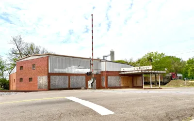 Warehouse For Sale in Camp County , 204 Quitman Street, Pittsburg, Texas 75686, 0, 0, Garage spaces, 0 Sqft, built in 1956, Price $229,000, mls#21280159, Real Estate Agent in Pittsburg, Homes For Sale in Camp county, Homes For Sale in Pittsburg, Realtor in Pittsburg Texas, Real Estate Brokerage Independent Realty Texas, Luminita Cordes Realtor