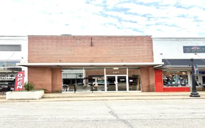 Retail For Sale in Camp County , 107 Jefferson Street, Pittsburg, Texas 75686, 0, 0, Garage spaces, 0 Sqft, built in 1927, Price $169,000, mls#21280141, Real Estate Agent in Pittsburg, Homes For Sale in Camp county, Homes For Sale in Pittsburg, Realtor in Pittsburg Texas, Real Estate Brokerage Independent Realty Texas, Luminita Cordes Realtor