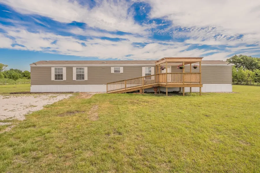 Expansive lot with room to enjoy country living, outdoor activities, or future additions.