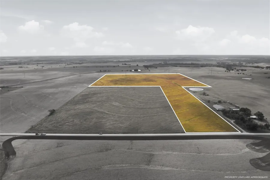 Aerial overview of property's location featuring property boundaries highlighted