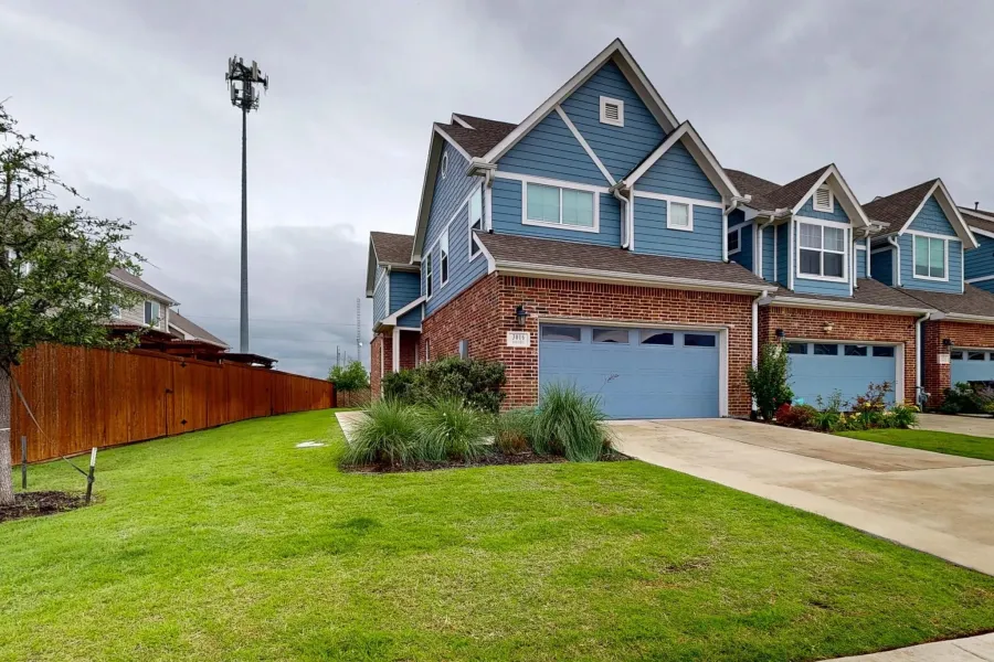 Townhouse For Sale in Collin County , 3016 Grandview Drive, Wylie, Texas 75098, 3 Bedrooms, 3 Bathrooms, 2 Garage spaces, 1,882 Sqft, built in 2021, Price $390,000, mls#21279581, Real Estate Agent in Wylie, Homes For Sale in Collin county, Homes For Sale in Wylie, Realtor in Wylie Texas, Real Estate Brokerage Independent Realty Texas, Luminita Cordes Realtor