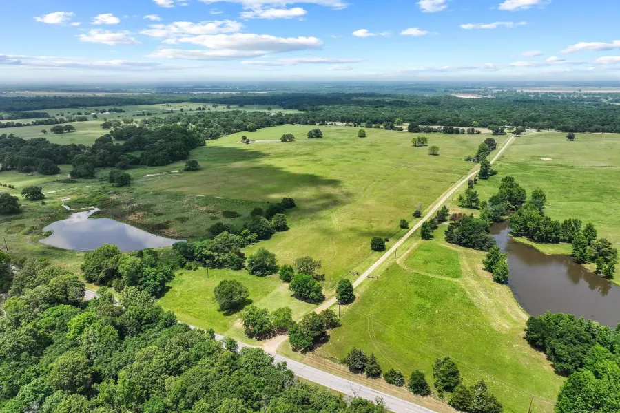 Ranch For Sale in Lamar County , 3893 Fm 906 E, Powderly, Texas 75473, 0, 0, Garage spaces, 0 Sqft, built in 1987, Price $3,580,000, mls#21252090, Real Estate Agent in Powderly, Homes For Sale in Lamar county, Homes For Sale in Powderly, Realtor in Powderly Texas, Real Estate Brokerage Independent Realty Texas, Luminita Cordes Realtor