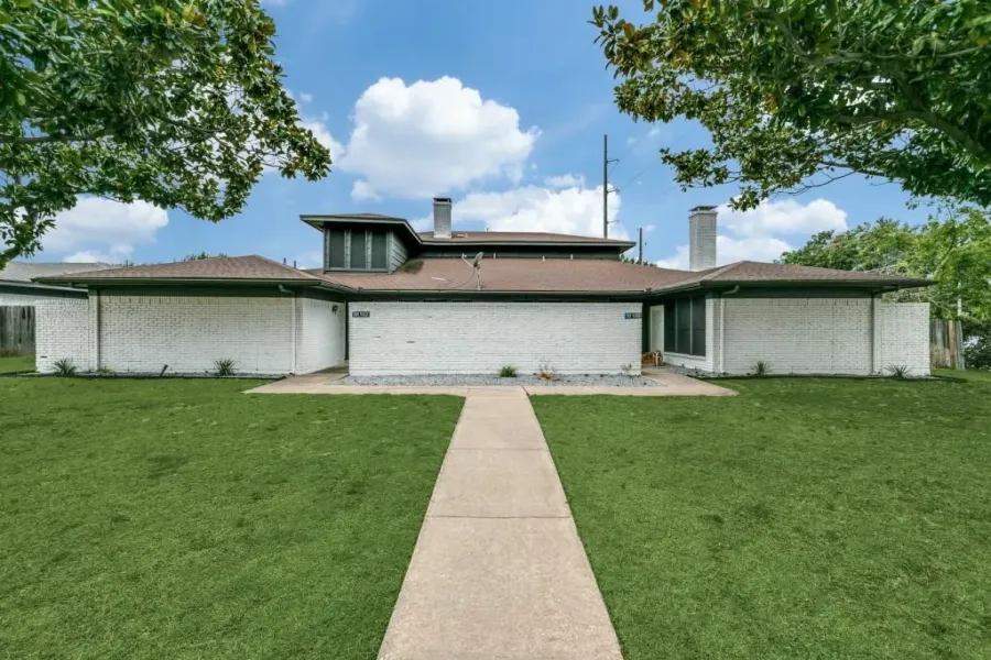 Duplex For Sale in Dallas County , 100 Trellis Place, Richardson, Texas 75081, 6 Bedrooms, 6 Bathrooms, 4 Garage spaces, 0 Sqft, built in 1974, Price $620,000, mls#21285203, Real Estate Agent in Richardson, Homes For Sale in Dallas county, Homes For Sale in Richardson, Realtor in Richardson Texas, Real Estate Brokerage Independent Realty Texas, Luminita Cordes Realtor