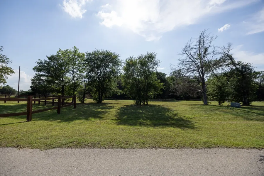 Unimproved Land For Sale in Navarro County , Lot 1 Diamond Point, Corsicana, Texas 75109, 0, 0, Garage spaces, 0 Sqft, built in 0, Price $320,000, mls#21285161, Real Estate Agent in Corsicana, Homes For Sale in Navarro county, Homes For Sale in Corsicana, Realtor in Corsicana Texas, Real Estate Brokerage Independent Realty Texas, Luminita Cordes Realtor